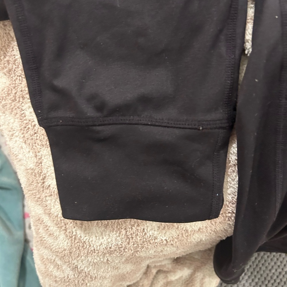 Vuori Black Joggers with White Drawstring - Picture 7 of 7